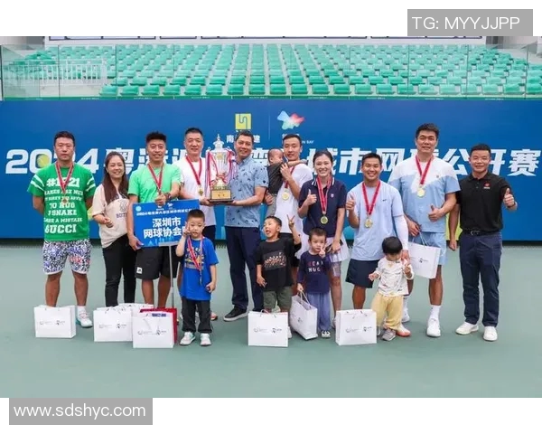 深圳网球队的团队协作探索与实践:打造冠军之路的背后故事 深圳网球队的团队协作探索与实践:打造冠军之路的背后故事