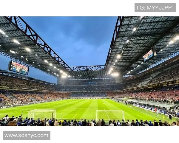 带曼的足球明星们如何在绿茵场上书写传奇人生与辉煌成就